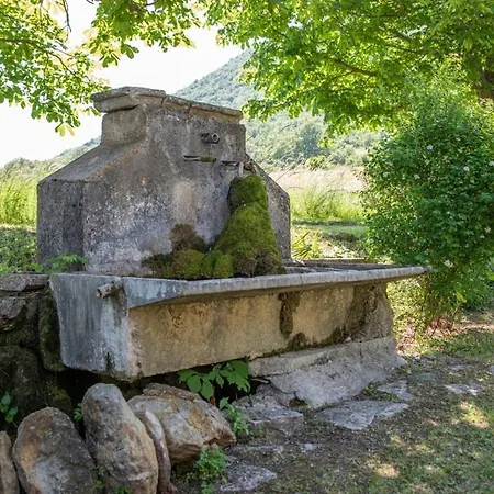 Feriehus Maison Campagne Avec Piscine Privee 8-10 Personnes Banon